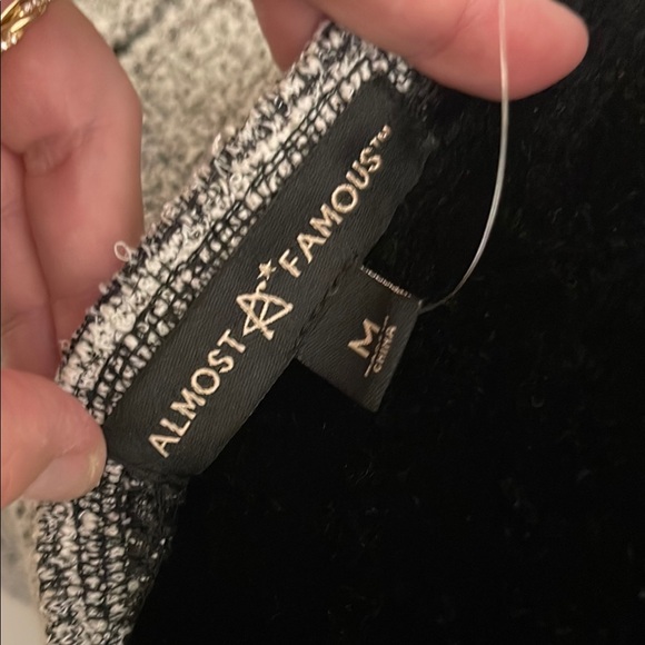 NWT Almost Famous | Gray Pencil Skirt Set of Two Pieces Size Medium - Picture 7 of 7